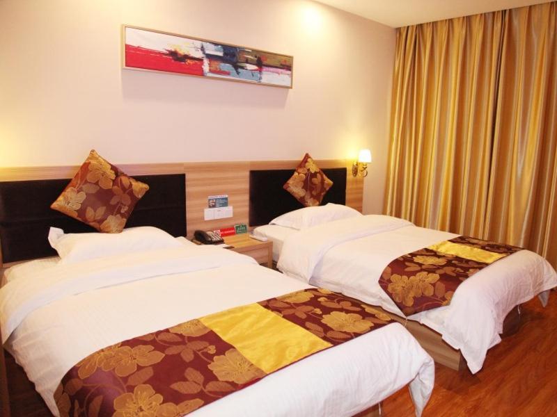 Greentree Alliance Yichang East Yichang Station Hotel Exterior photo