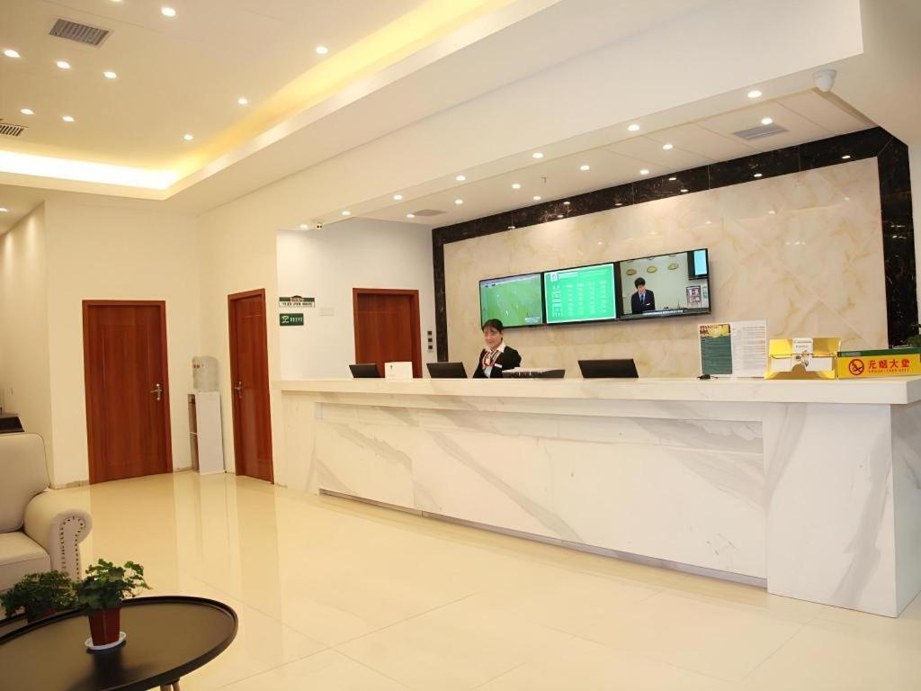 Greentree Alliance Yichang East Yichang Station Hotel Exterior photo