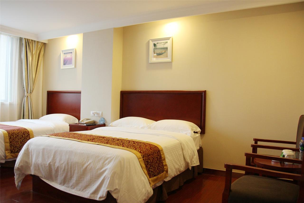 Greentree Alliance Yichang East Yichang Station Hotel Exterior photo